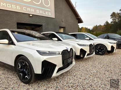 BMW iX40 x-Drive M-Sport Package Mineralweiss BMW