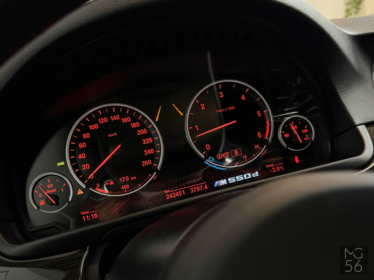 BMW M550 x-Drive Facelift Glacier Silver Metallic - BMW