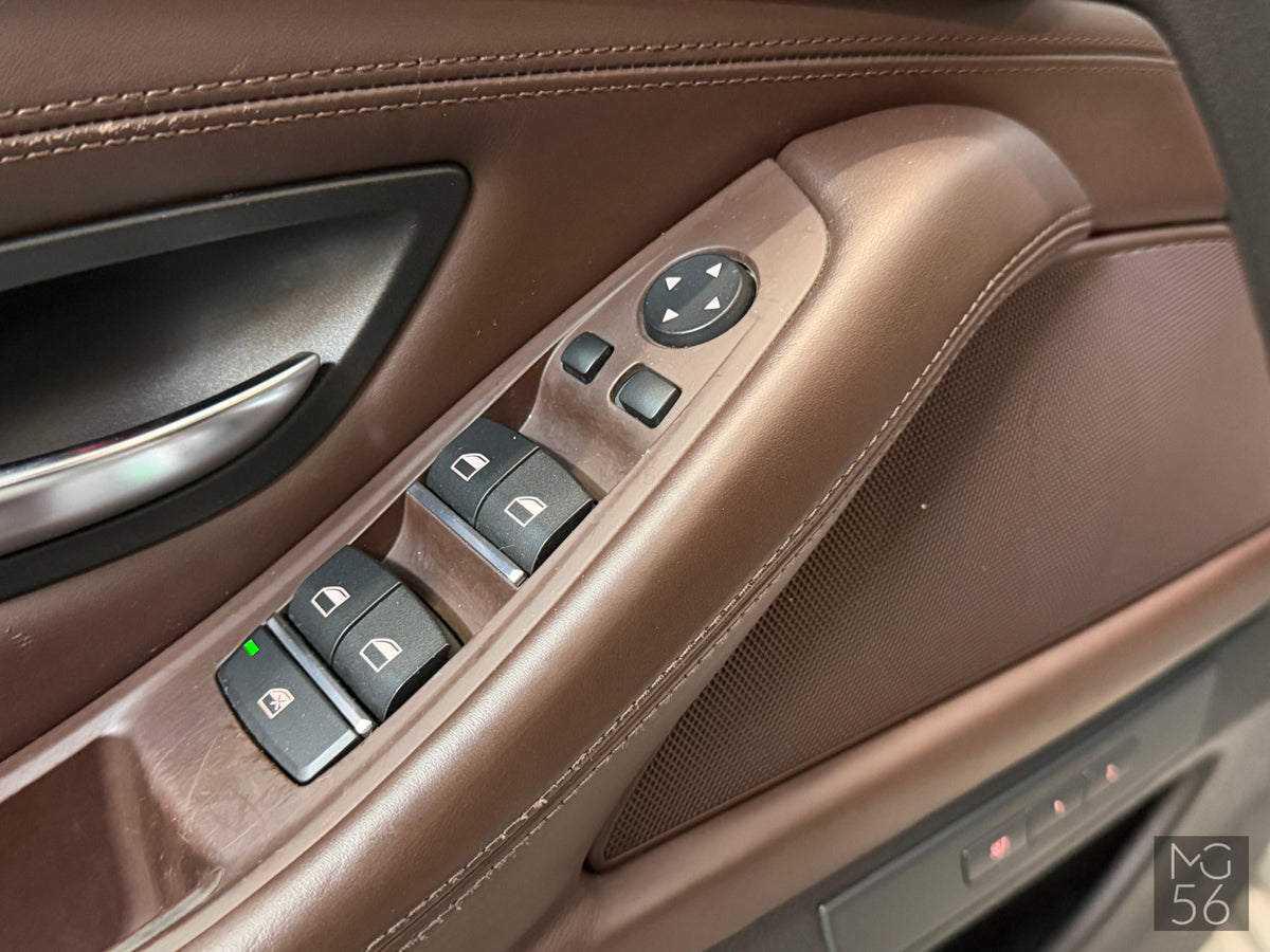 BMW M550 x-Drive Facelift Glacier Silver Metallic - BMW