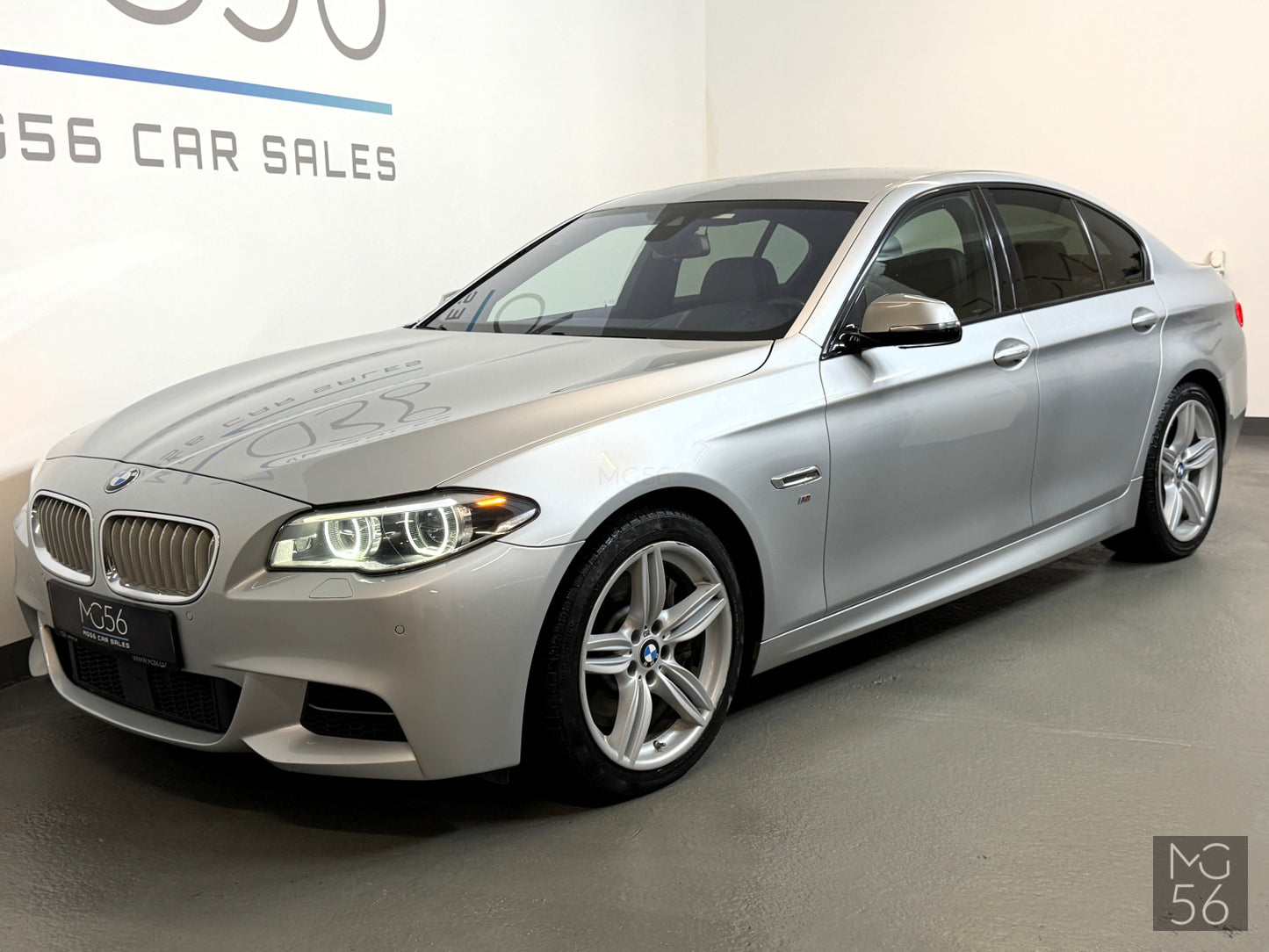 BMW M550 x-Drive Facelift Glacier Silver Metallic BMW