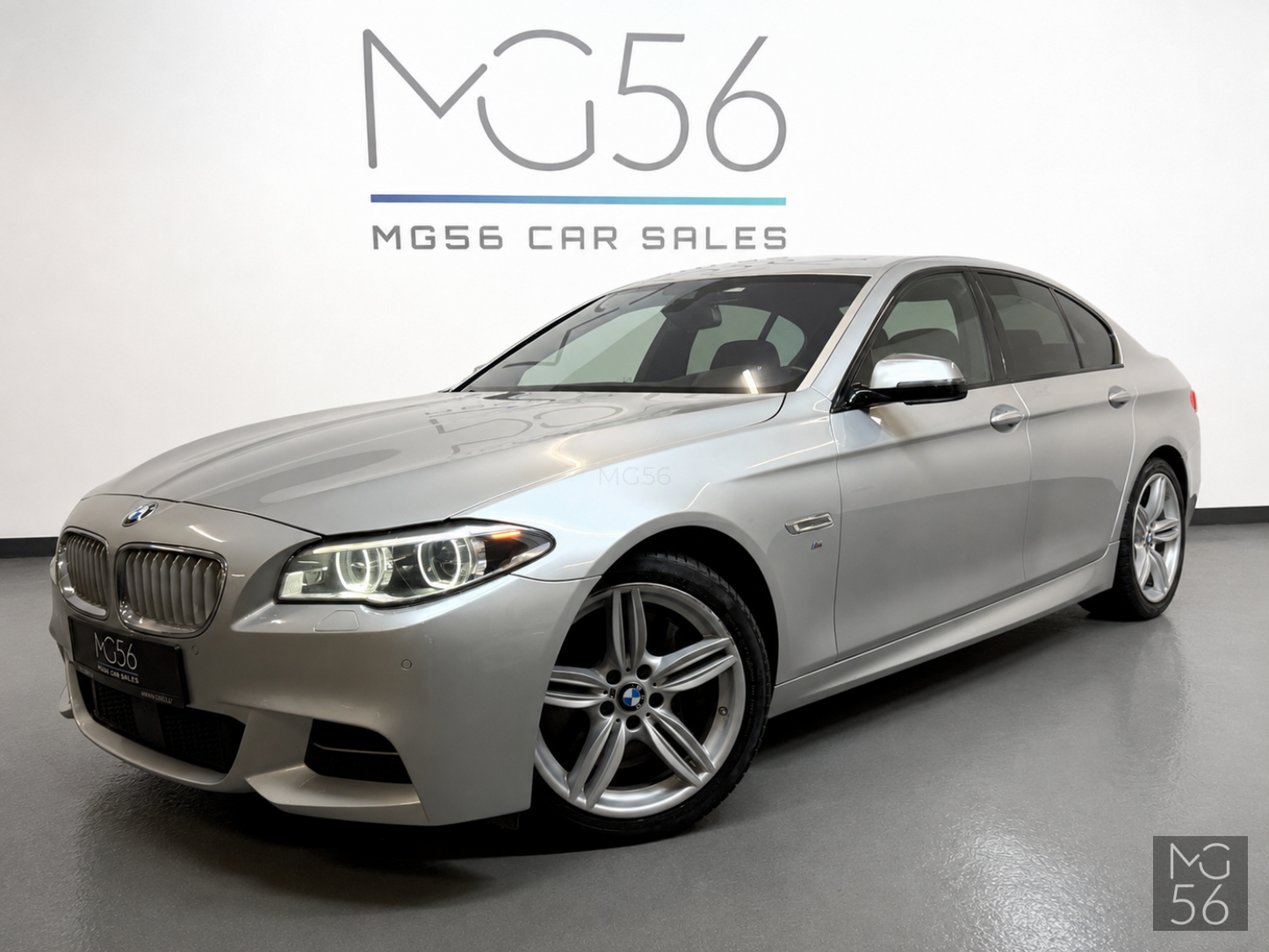 BMW M550 x-Drive Facelift Glacier Silver Metallic - BMW