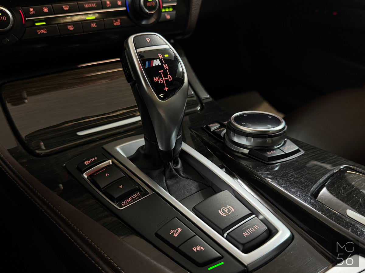 BMW M550 x-Drive Facelift Glacier Silver Metallic - BMW