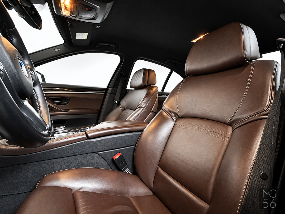 BMW M550 x-Drive Facelift Glacier Silver Metallic - BMW