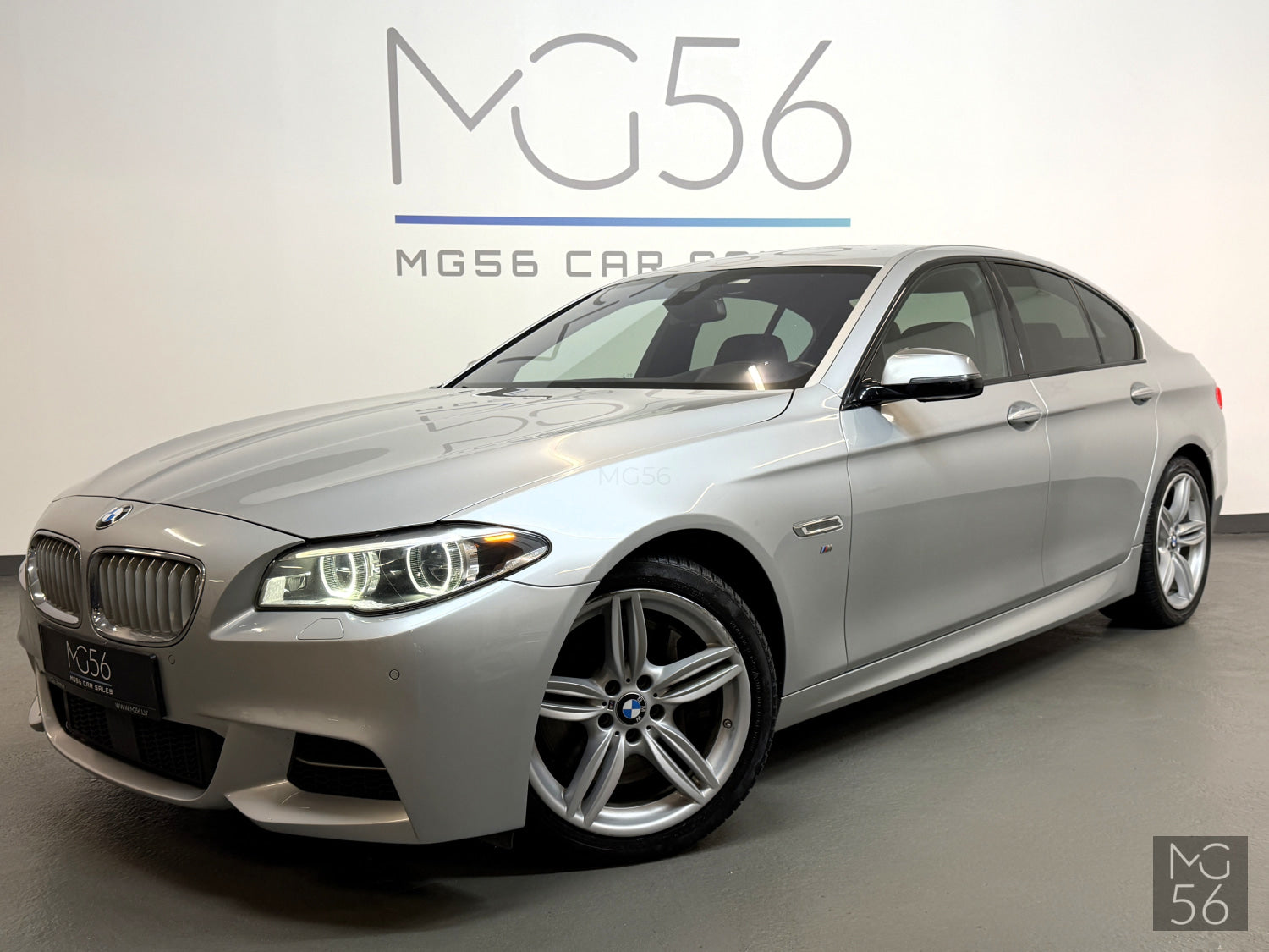 BMW M550 x-Drive Facelift Glacier Silver Metallic BMW