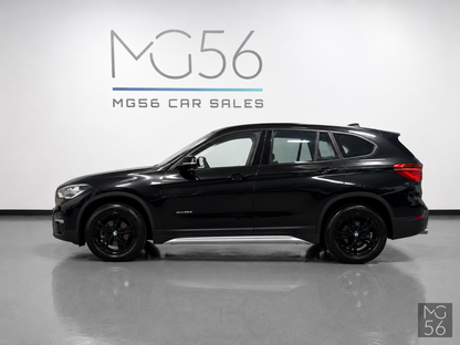 BMW X1 xDrive18d X Line Black Sapphire Metallic - BMW