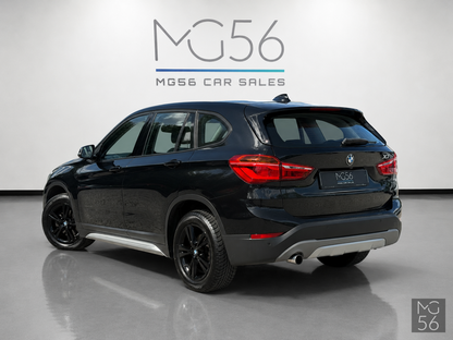 BMW X1 xDrive18d X Line Black Sapphire Metallic - BMW