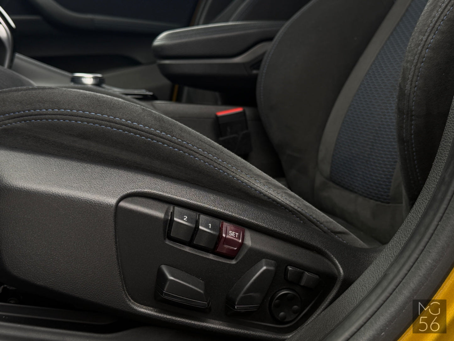 BMW X2 x-Drive20D M Sport X Galvanic-gold Metallic BMW