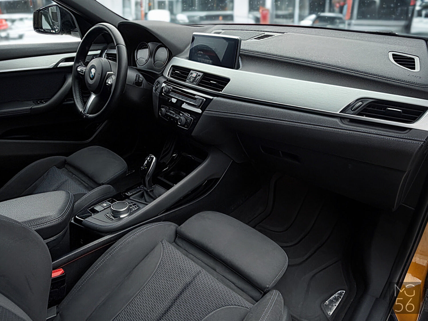 BMW X2 x-Drive20D M Sport X Galvanic-gold Metallic BMW