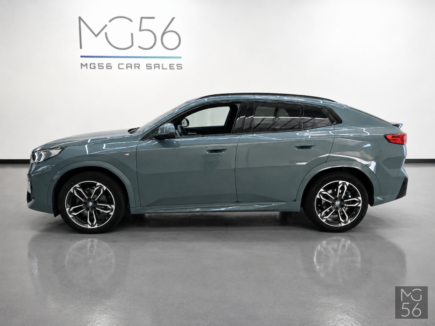 BMW X2 xDrive20d U10 M Sport Cape York Green Metallic - BMW