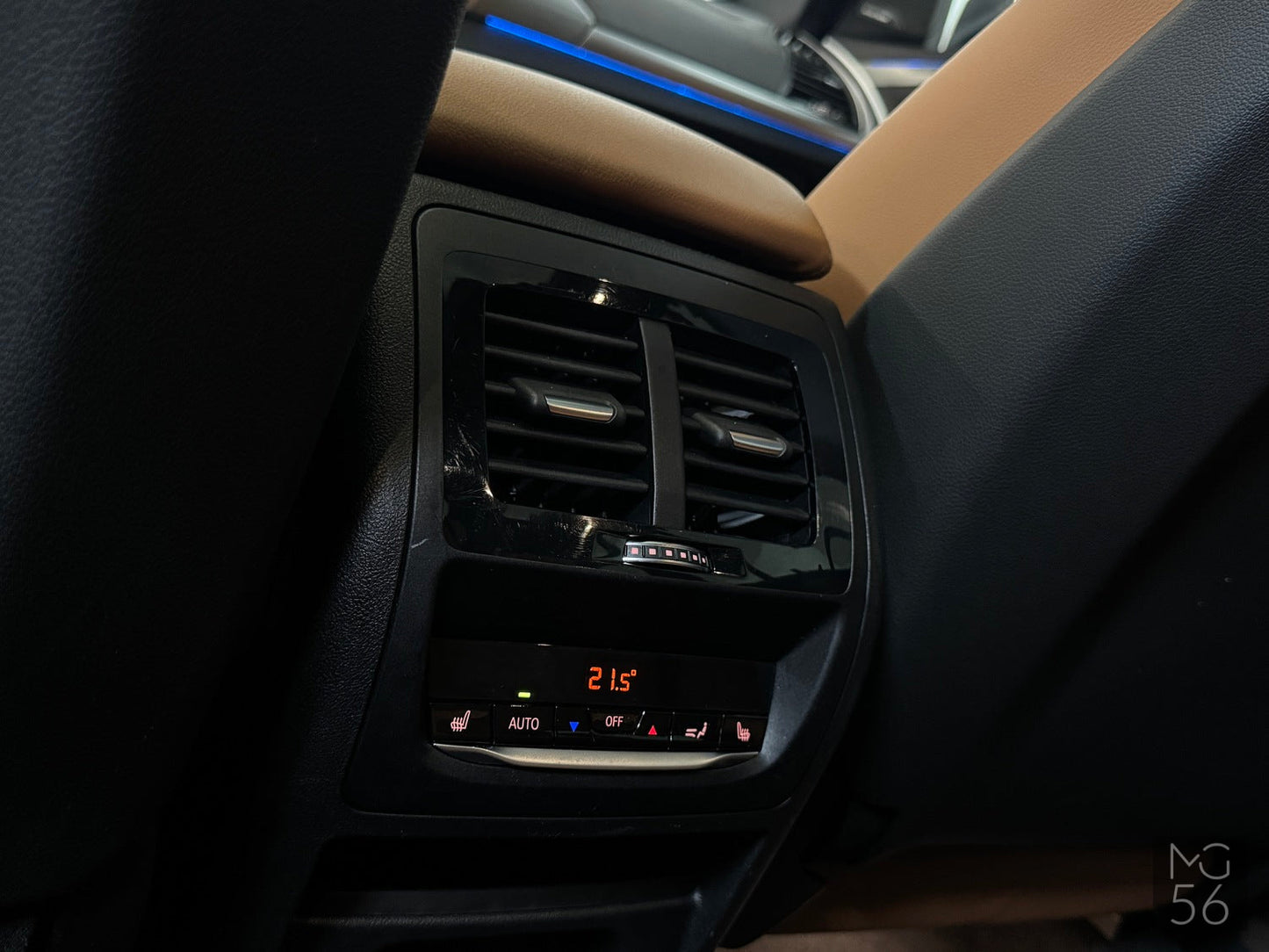 BMW X3 x-Drive30e M-Sport Package Plug-in Hybrid M-Sport Seats BMW