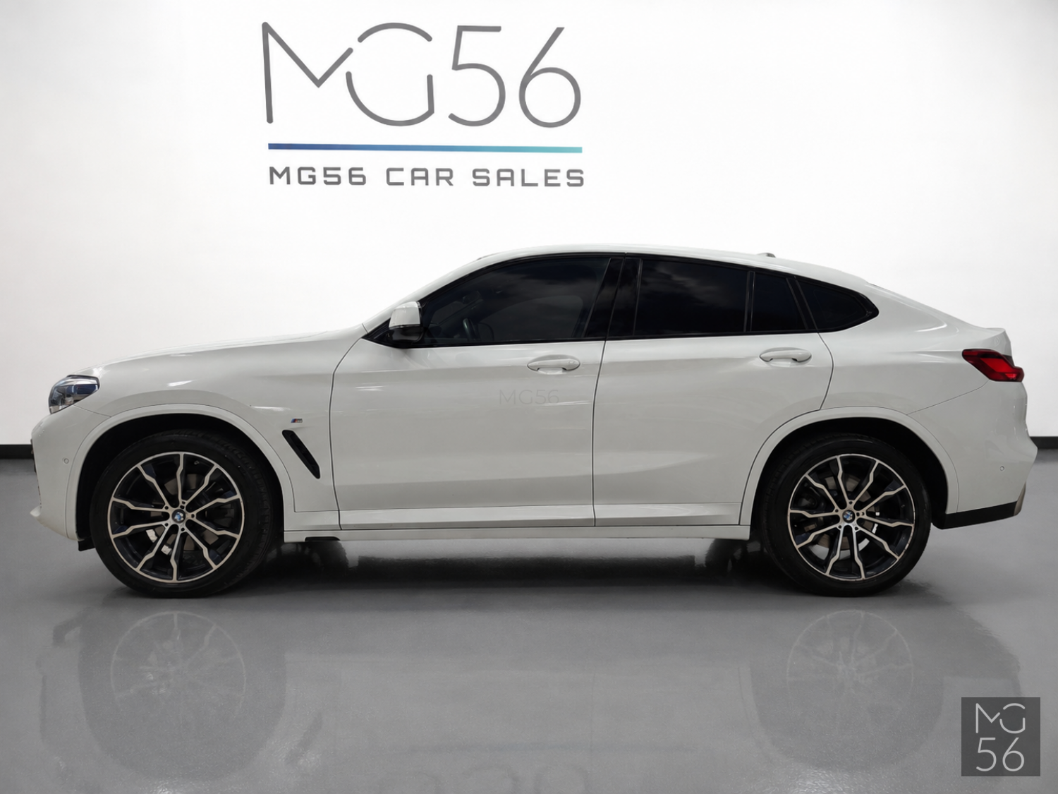 BMW X4 xDrive20d G02 M Sport Alpinweiss 3 - BMW