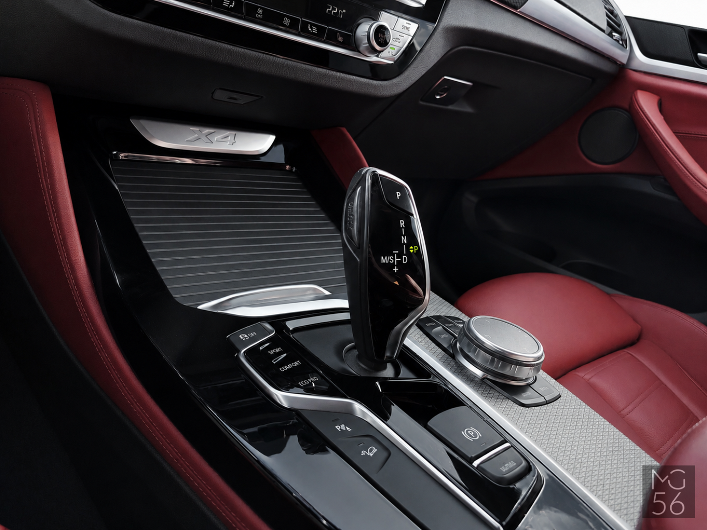 BMW X4 xDrive20d G02 M Sport Alpinweiss 3 - BMW