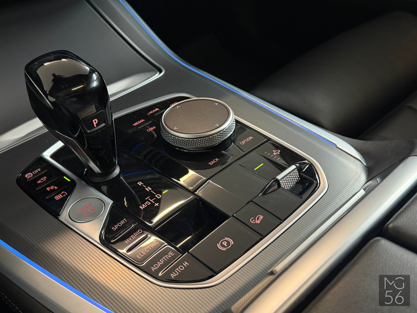 BMW X5 45e M-Sport Package Plug-in Hybrid Mineralweiss Metallic BMW