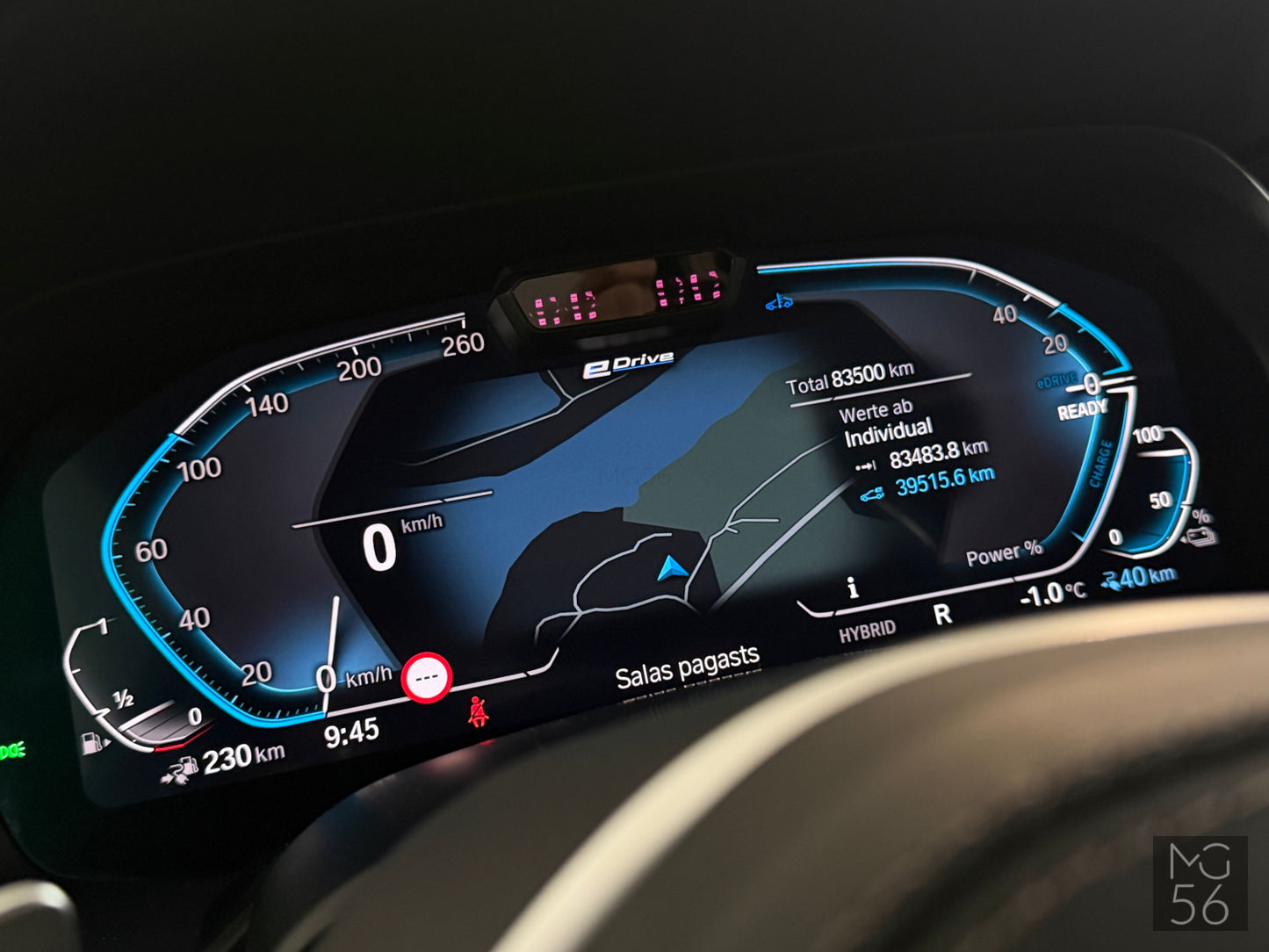 BMW X5 45e M-Sport Package Plug-in Hybrid Mineralweiss Metallic BMW