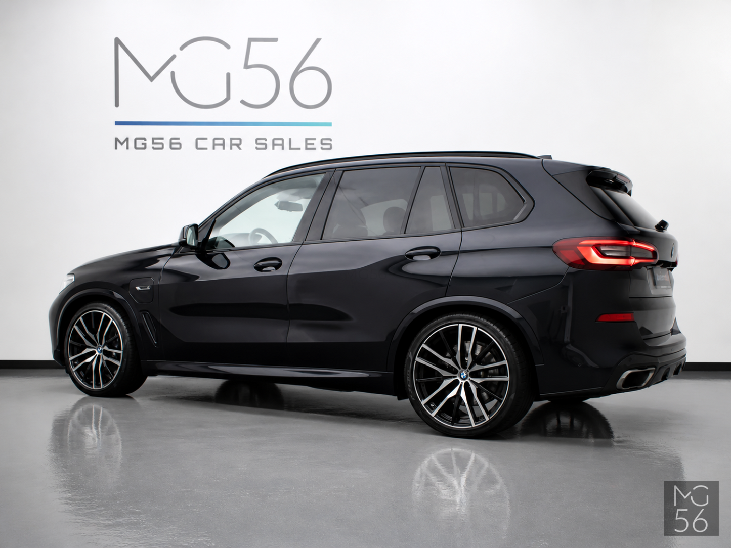BMW X5 45e M-Sport Package Plug-in Hybrid Sky Lounge - BMW