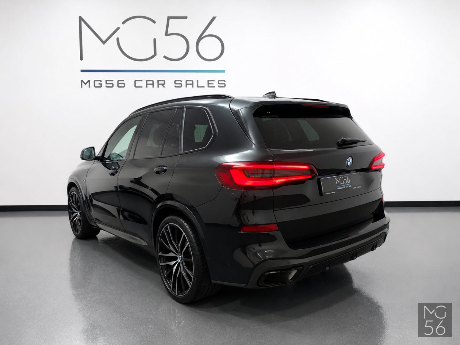 BMW X5 45e M-Sport Package Plug-in Hybrid Sky Lounge - BMW