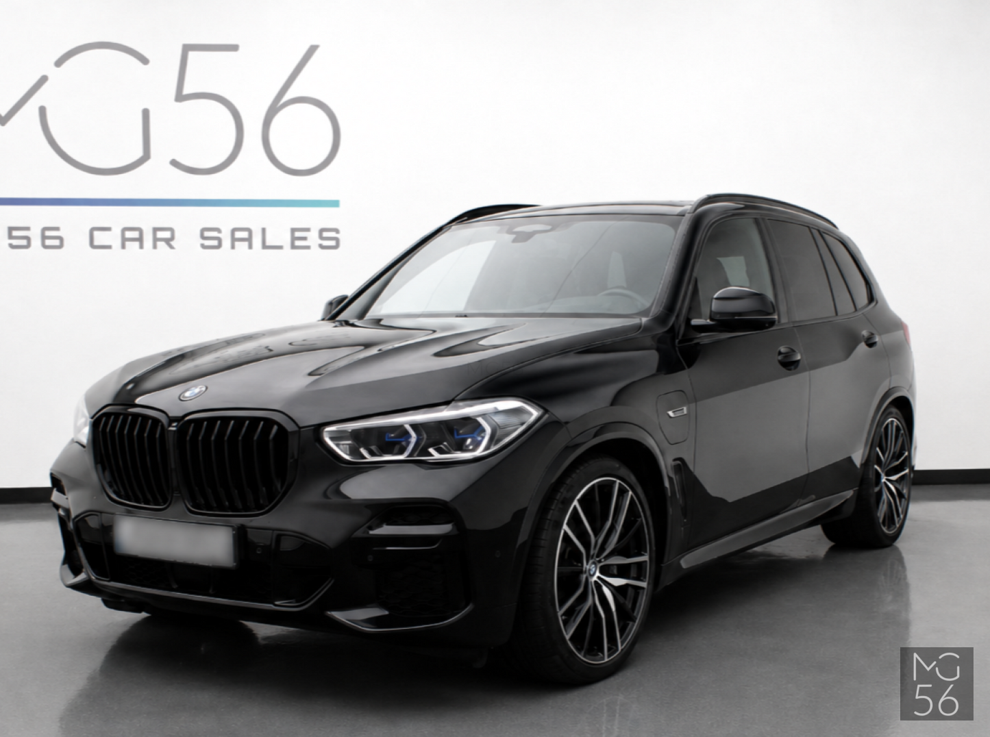 BMW X5 45e M-Sport Package Plug-in Hybrid Sky Lounge - BMW
