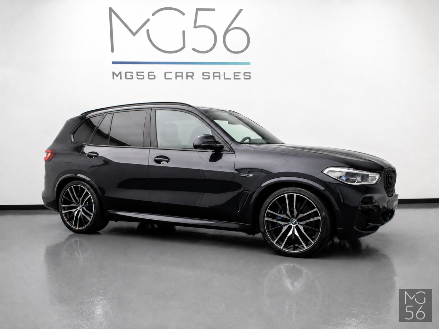 BMW X5 45e M-Sport Package Plug-in Hybrid Sky Lounge - BMW