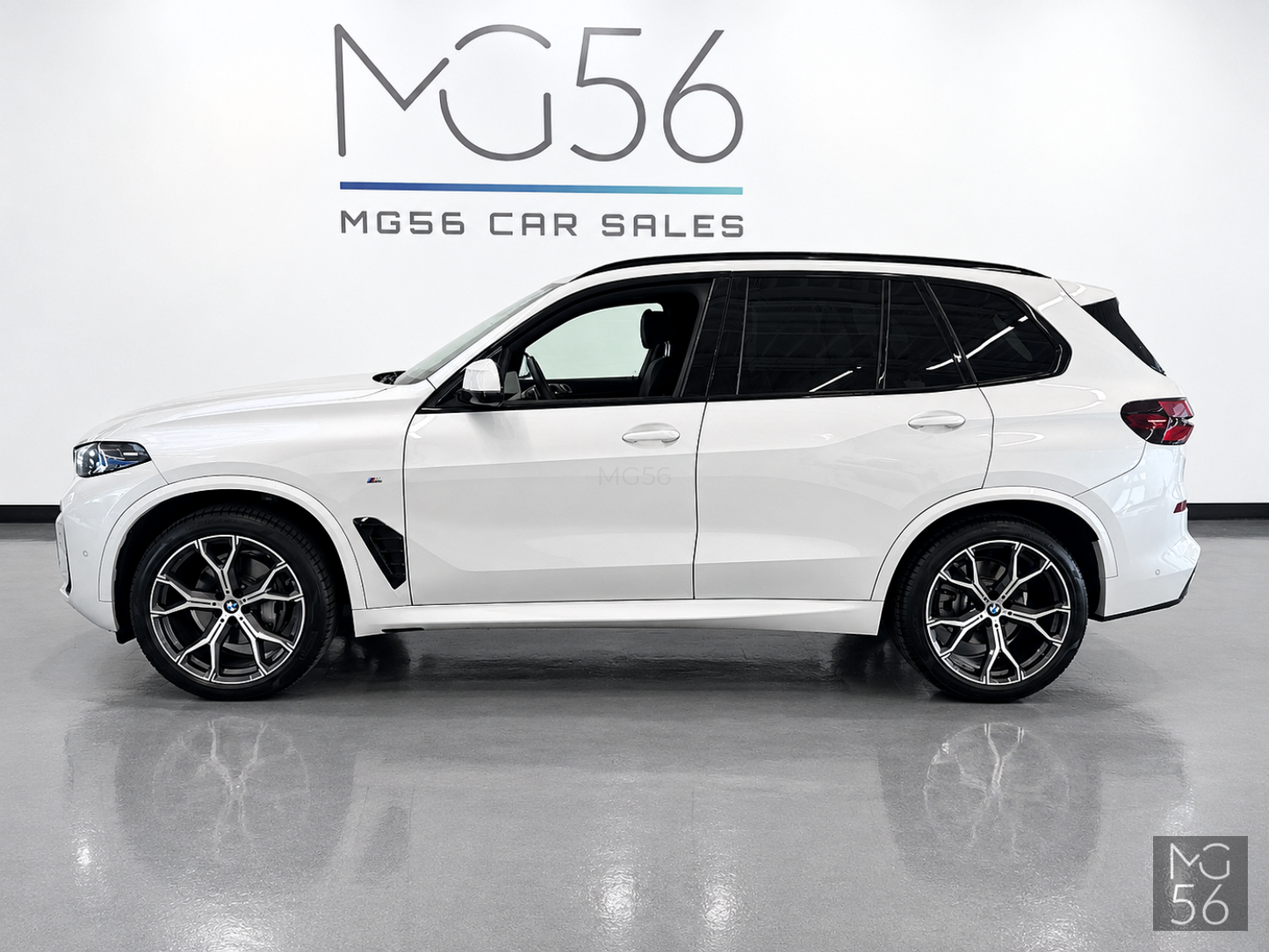 BMW X5 xDrive30d 2024 G05 M Sport MHEV Harman/Kardon Mineral White Metallic - BMW