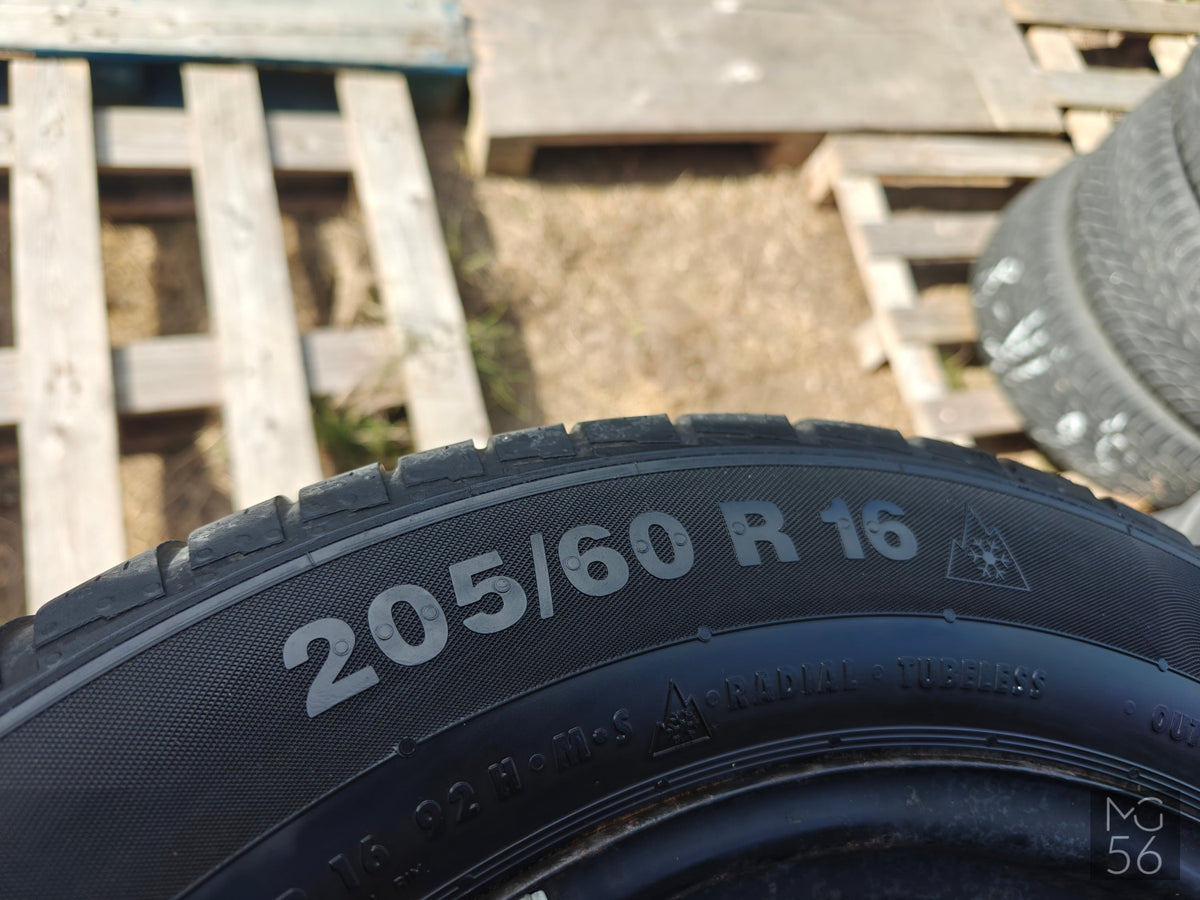 Continental Conti Winter Contact - 205/60/R16 (4x) - R16