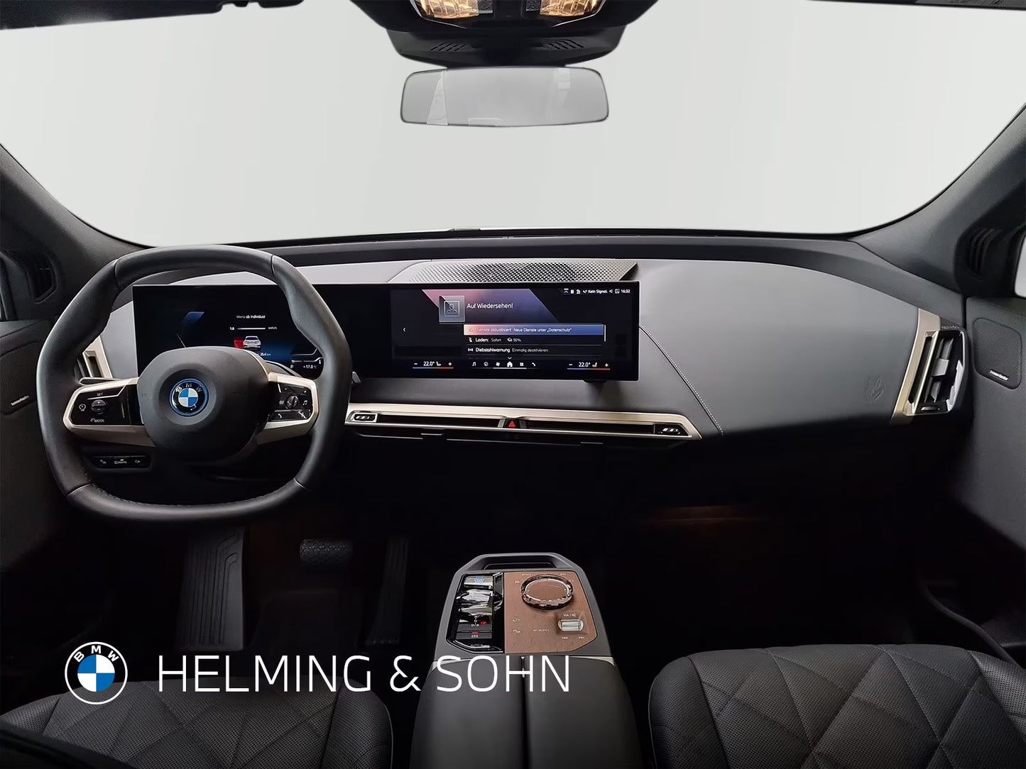 BMW iX40 x-Drive  M-Sport Package Mineralweiss