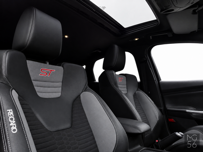 Ford Focus ST 2.0 EcoBoost Recaro Manual Stealth - Ford