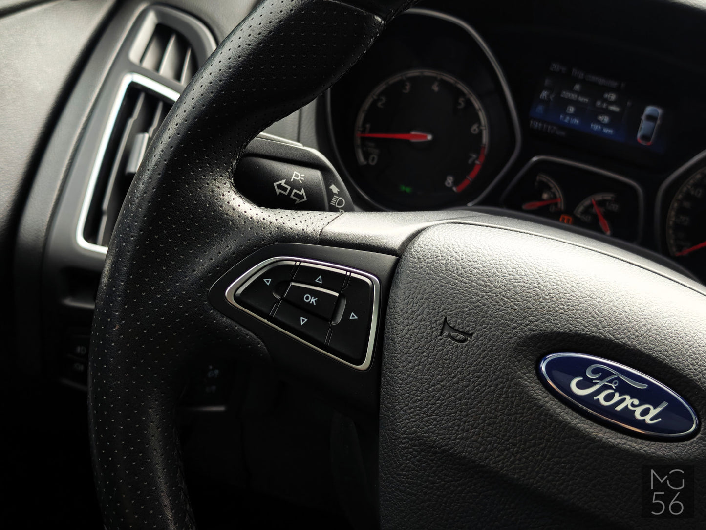 Ford Focus ST 2.0 EcoBoost Recaro Manual Stealth - Ford