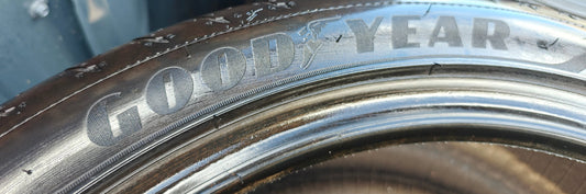 Goodyear Eagle F1 - 245/40/R19 (2x) 275/35/R19 (2x) - R19
