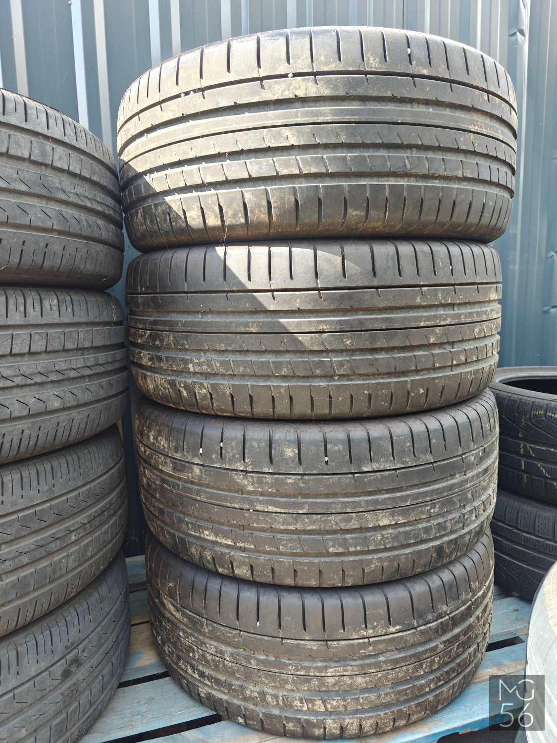 Goodyear Eagle F1 - 285/45/R20 (4x) - R20