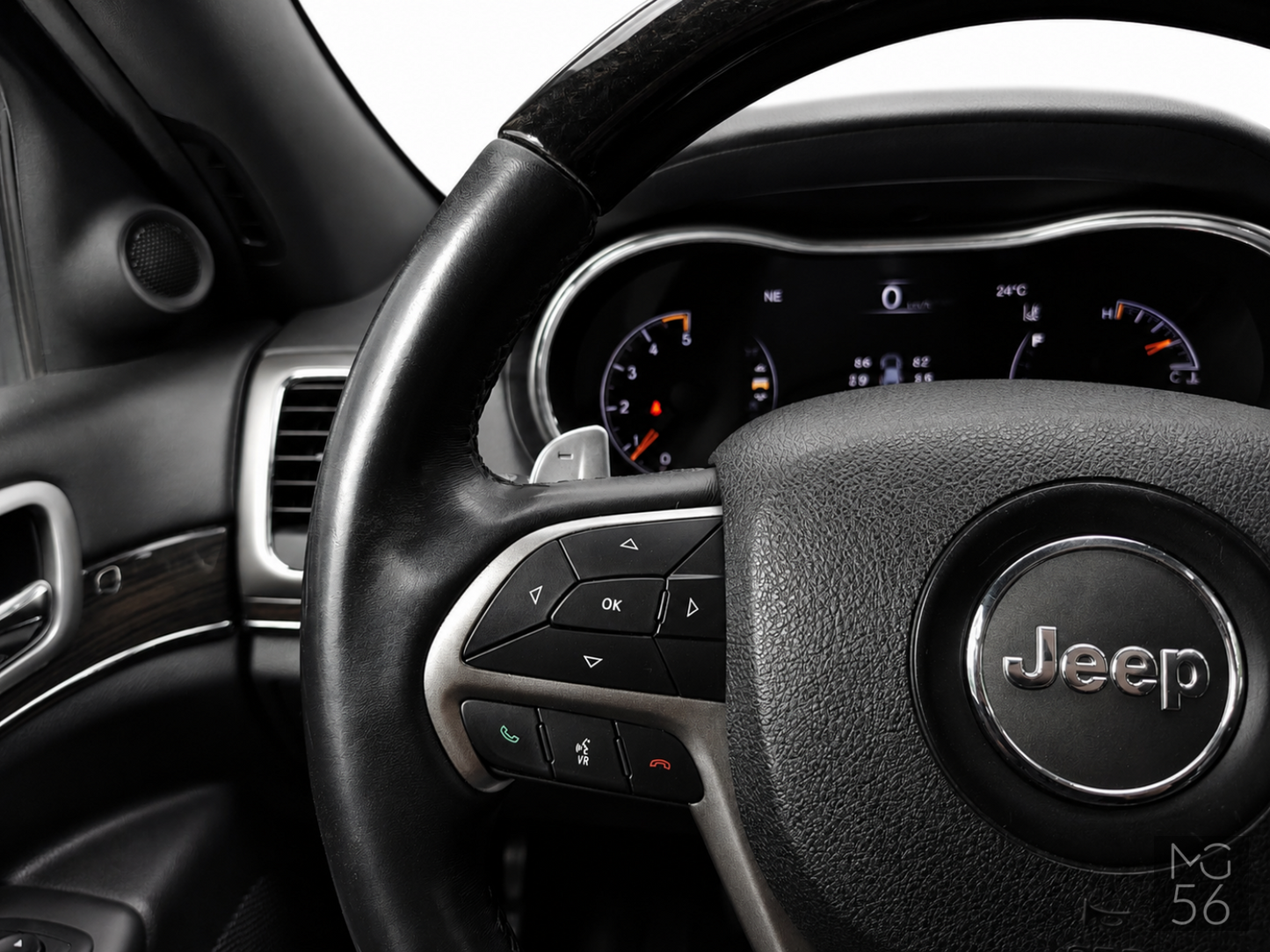 Jeep Grand Cherokee Overland Quadra-Drive II Alpine Diamond Black Crystal - Jeep
