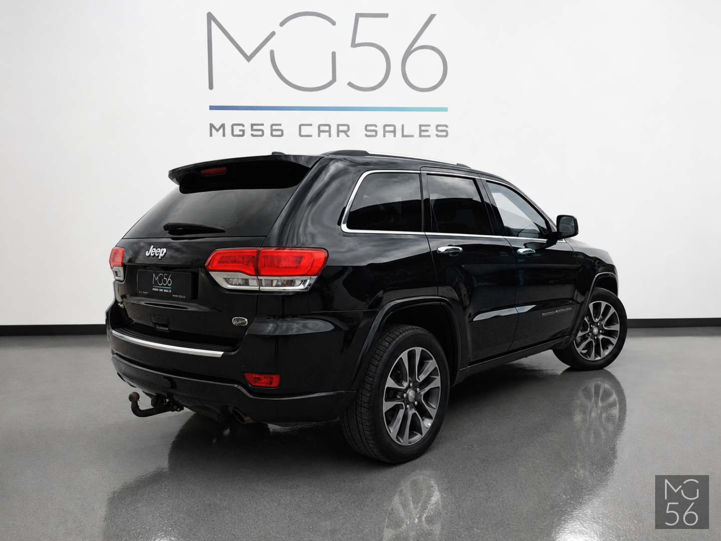 Jeep Grand Cherokee Overland Quadra-Drive II Alpine Diamond Black Crystal - Jeep
