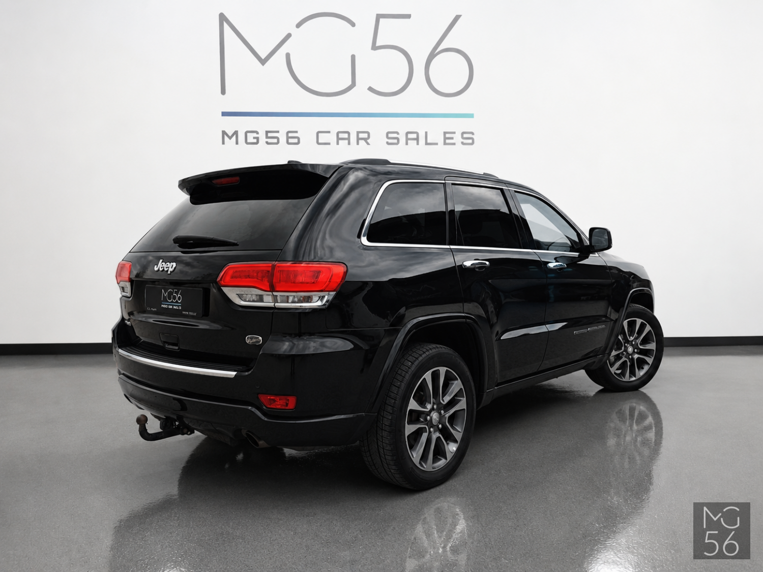 Jeep Grand Cherokee Overland Quadra-Drive II Alpine Diamond Black Crystal - Jeep