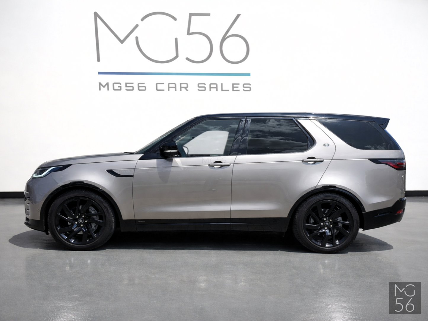 Land Rover Discovery 5 3.0L AWD R-Dynamic 8-Speed Land Rover