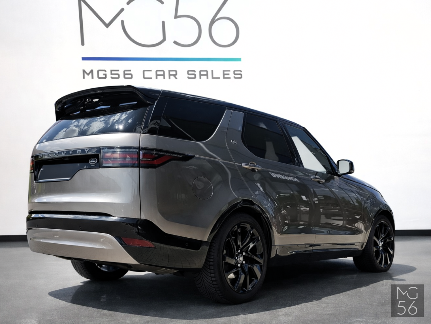 Land Rover Discovery 5 3.0L AWD R-Dynamic 8-Speed Land Rover