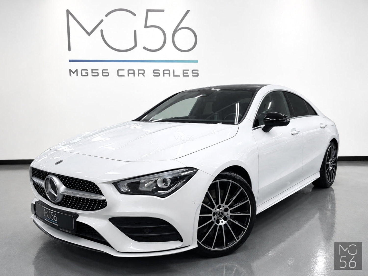 Mercedes-Benz CLA 250 Coupe AMG Line Distronic Digital White Metallic - Mercedes-Benz