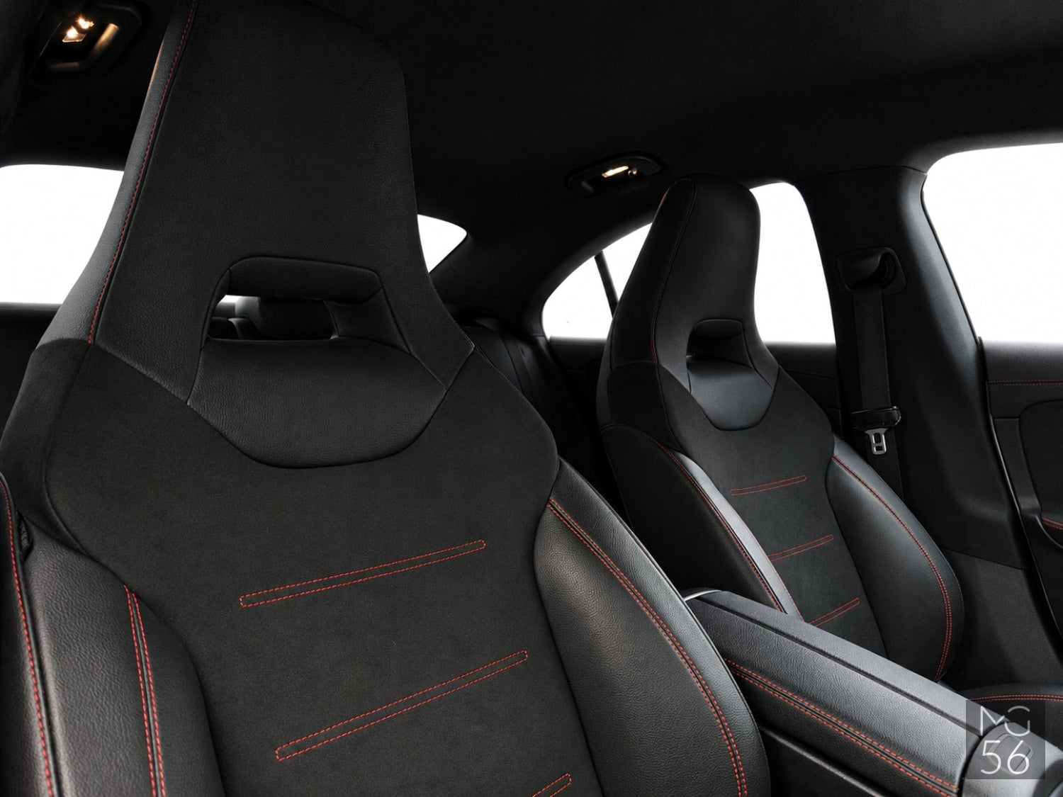 Mercedes-Benz CLA 250 Coupe AMG Line Distronic Digital White Metallic - Mercedes-Benz