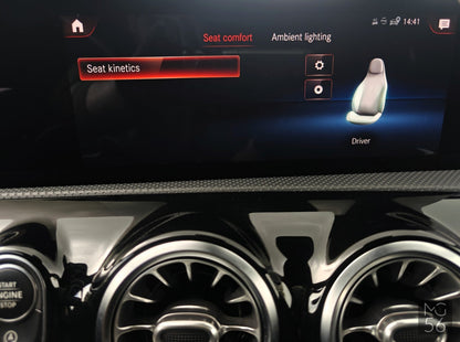 Mercedes-Benz CLA 250 Coupe AMG Line Distronic Digital White Metallic - Mercedes-Benz