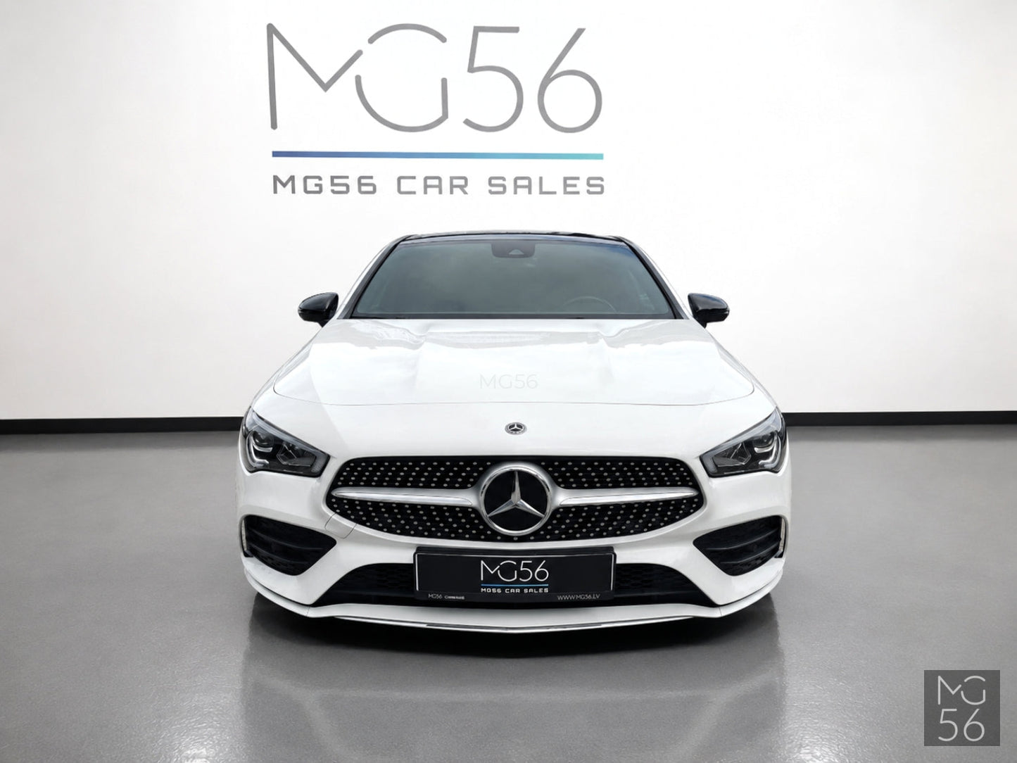 Mercedes-Benz CLA 250 Coupe AMG Line Distronic Digital White Metallic - Mercedes-Benz