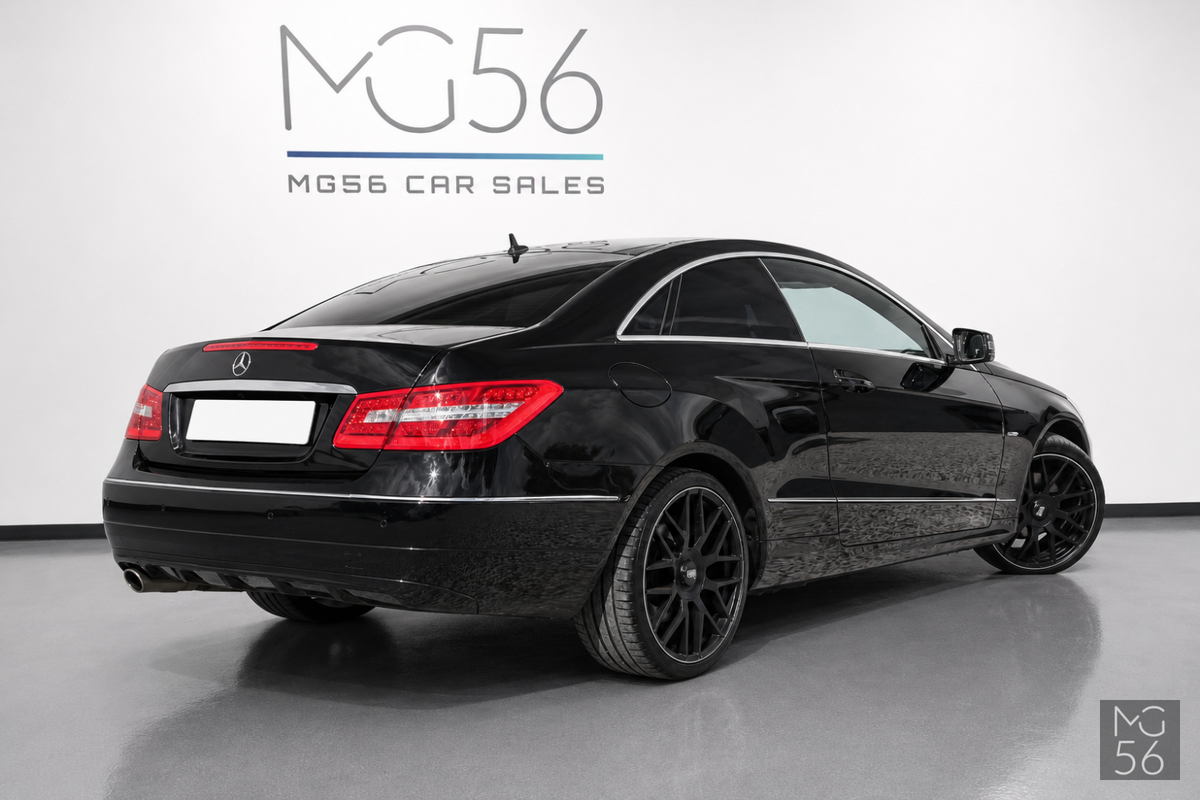 Mercedes-Benz E 220 CDI Coupé Multicontour Obsidian Black - Mercedes-Benz