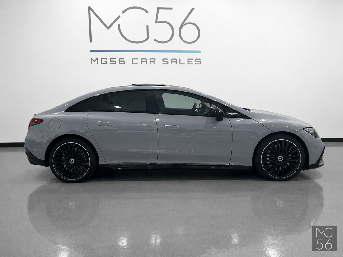 Mercedes-Benz EQE 500 4MATIC AMG Line AIRMATIC Alpine Grey - Mercedes-Benz