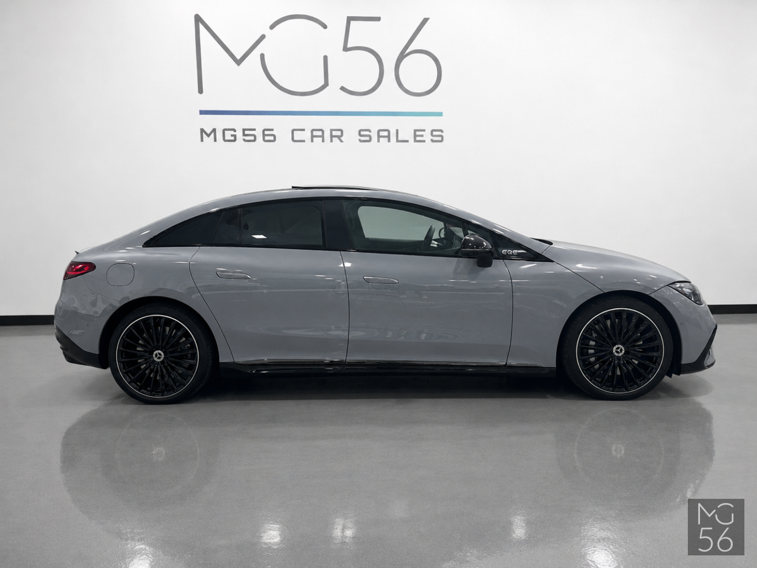 Mercedes-Benz EQE 500 4MATIC AMG Line AIRMATIC Alpine Grey - Mercedes-Benz