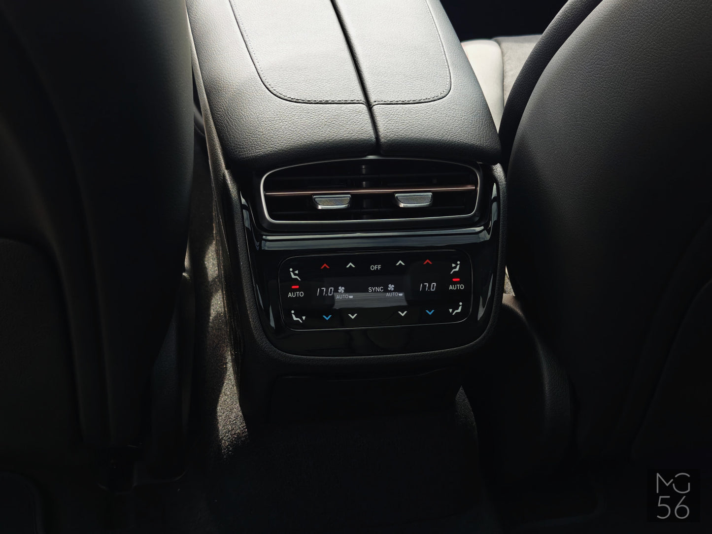 Mercedes-Benz EQE 500 4MATIC AMG Line AIRMATIC Alpine Grey - Mercedes-Benz