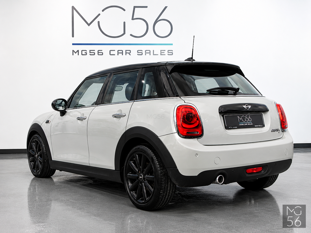 MINI Cooper D F55 White Silver Metallic - MINI
