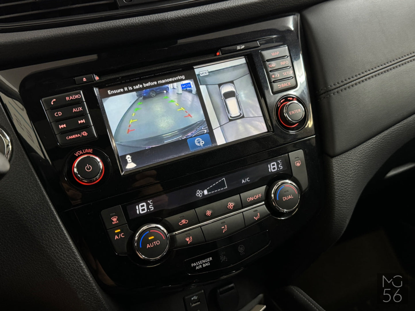 Nissan X-Trail Black Pearl 2.0 dCi TEKNA Nissan