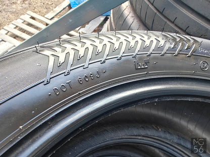 Nokian Hakkapeliitta 8 SUV - 215/55/R18 (4x) - R20