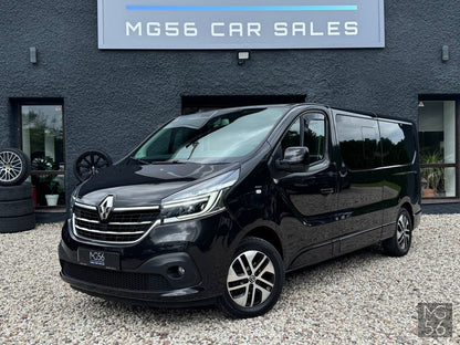 Renualt Trafic L2 8 seats Renault