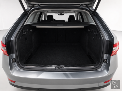 Škoda Superb Combi 1.6 TDI Xenon AFS Business Grey Metallic - Škoda