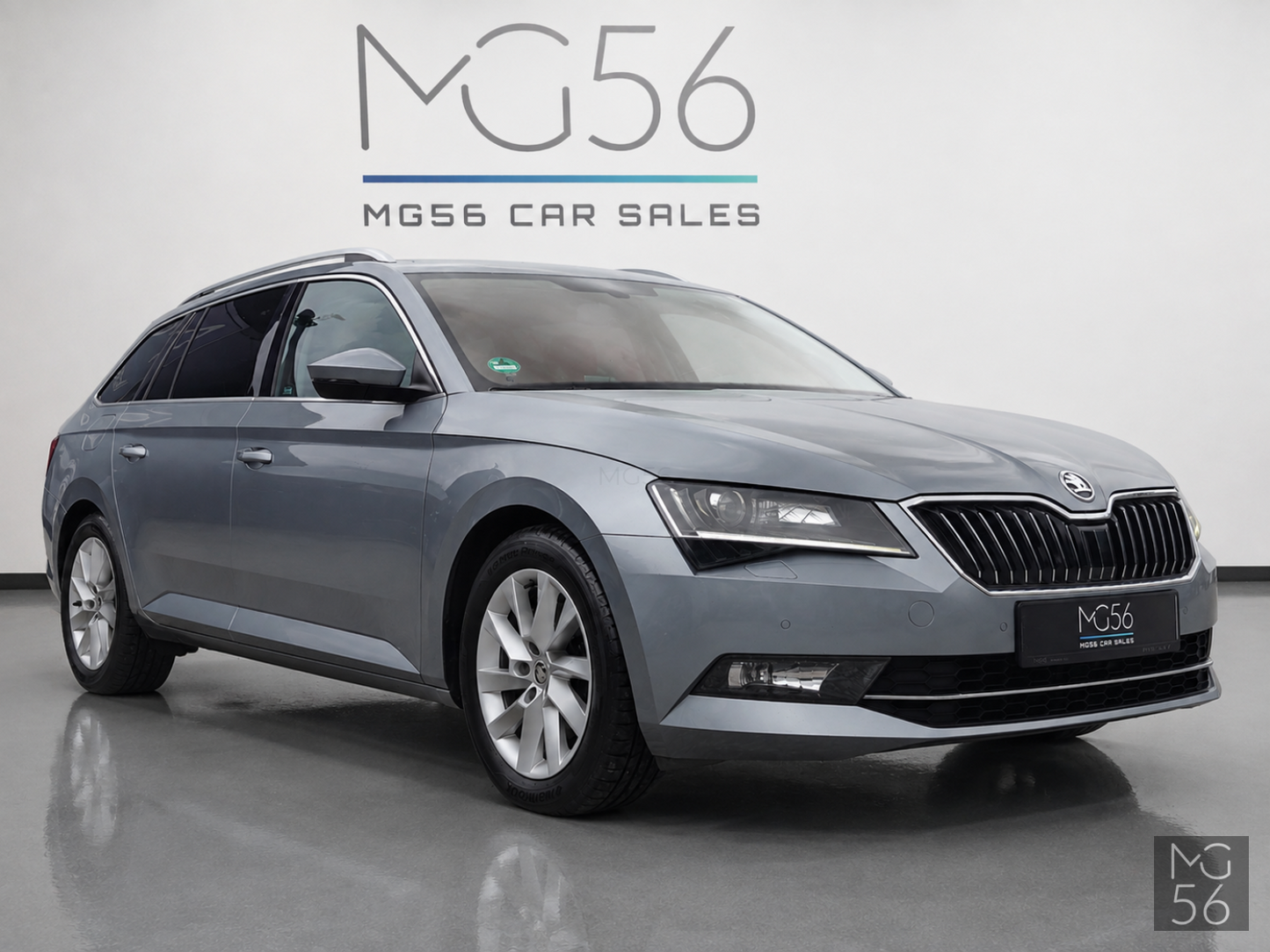 Škoda Superb Combi 1.6 TDI Xenon AFS Business Grey Metallic - Škoda
