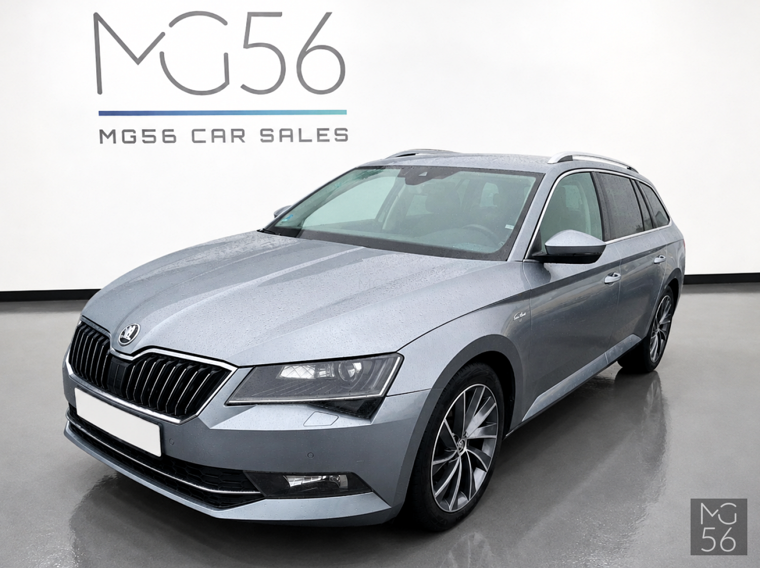 Škoda Superb Combi 1.8 TSI L&K DCC KESSY Business Grey Metallic - Škoda