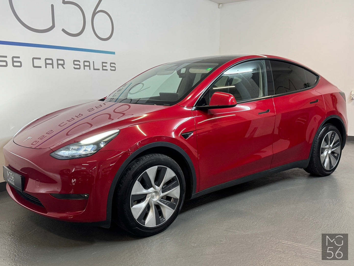 Tesla Model Y Long Range Dual AWD Tesla